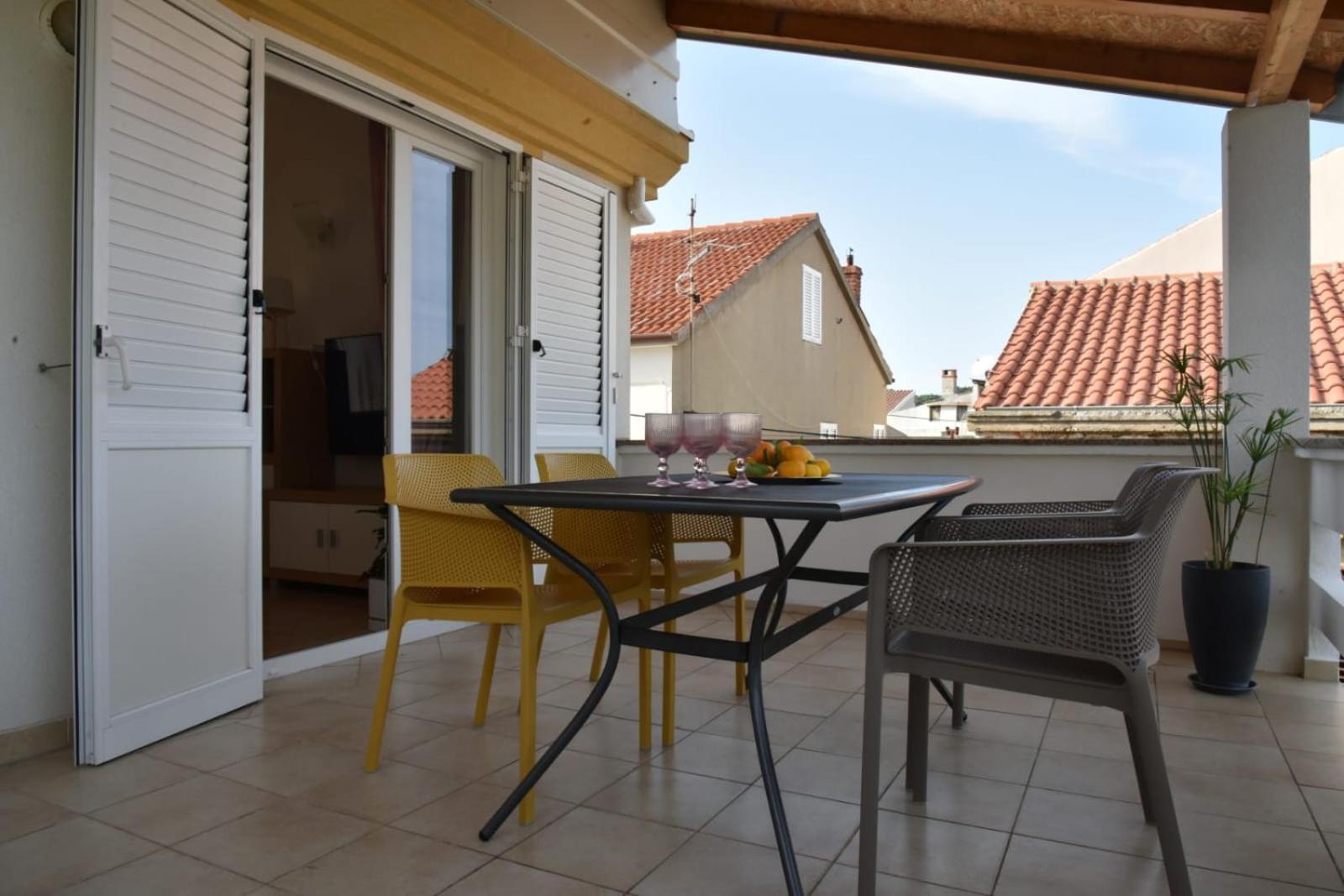 Ferienwohnung Relax Preko Exterior foto